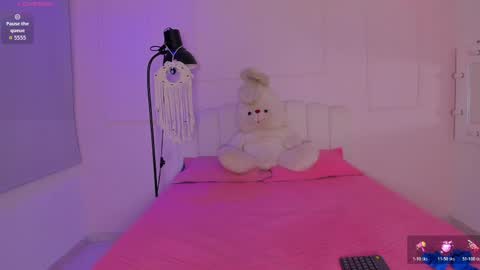 Snapshot of doll_isa_ chatting on 17, 4, 2026 doll_isa_ online show from 17, 4, 2026