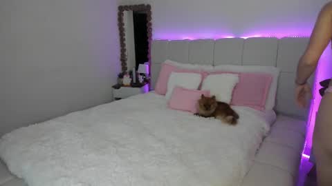 doll_oriana online show from 13, 1, 2026