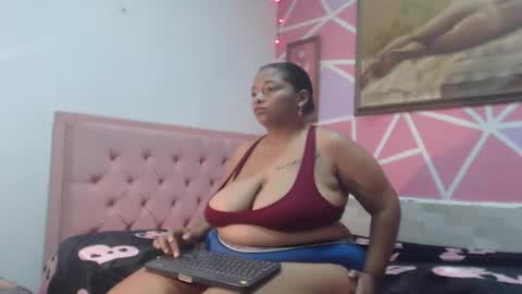 Snapshot of doll_rihana chatting on 21, 2, 2026 doll rihana online show from 21, 2, 2026