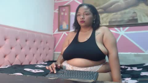 Snapshot of doll_rihana chatting on 1, 3, 2026 doll rihana online show from 1, 3, 2026