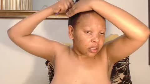 dollerotica699 online show from 3, 11, 2025