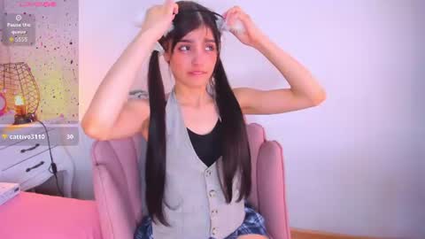 Snapshot of dolly_kitter chatting on 22, 7, 2026 dolly_kitter online show from 22, 7, 2026