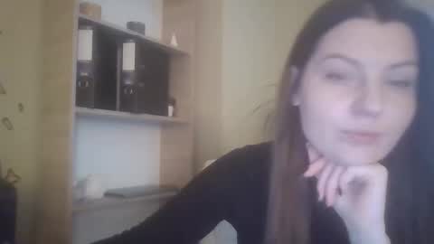 DollyRoma online show from 27, 11, 2025