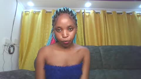 Snapshot of dollythegirl chatting on 15, 5, 2026 kadolly online show from 15, 5, 2026