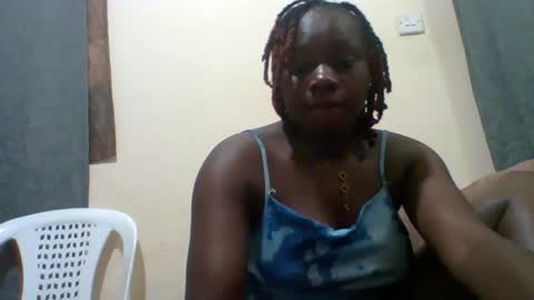 dollyvee online show from 6, 11, 2025