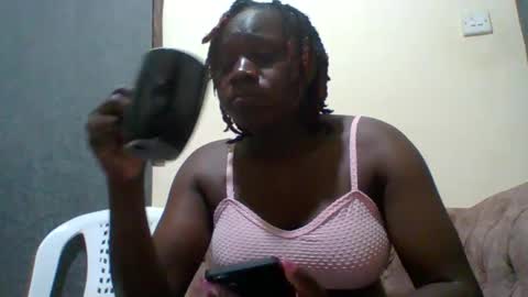 dollyvee online show from 10, 11, 2025