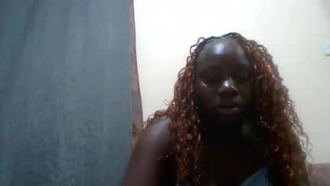 dollyvee online show from 16, 12, 2025