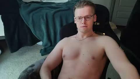 Snapshot of doloresman chatting on 9, 7, 2026 doloresman online show from 9, 7, 2026
