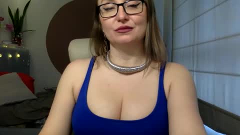 DOM MUMMY online show from 24, 2, 2026