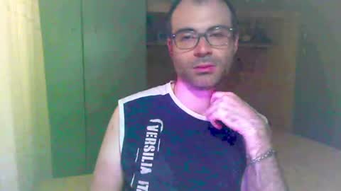 Snapshot of domco9 chatting on 12, 7, 2026 domco9 online show from 12, 7, 2026