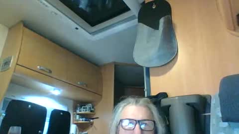 domiande online show from 9, 2, 2026