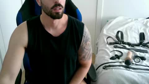 Snapshot of dominatedtitan chatting on 12, 5, 2026 DominatedTitan online show from 12, 5, 2026