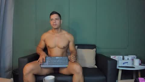 Dominc berry online show from 4, 3, 2026