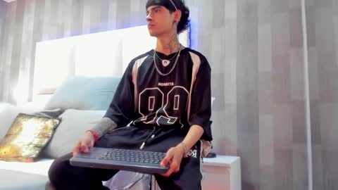 Snapshot of dominic_foox chatting on 10, 2, 2026 Dominic foox online show from 10, 2, 2026