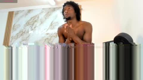 Snapshot of dominic_luxx chatting on 13, 5, 2026 Dominic online show from 13, 5, 2026