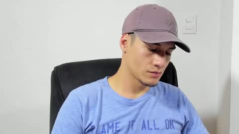 Snapshot of dominic_radccliffe chatting on 28, 4, 2026 Your real love online show from 28, 4, 2026
