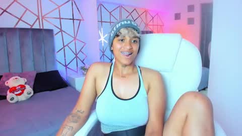 Snapshot of dominick_joness chatting on 7, 1, 2025 Dominick  online show from 7, 1, 2025