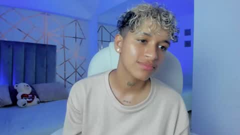 Snapshot of dominick_joness chatting on 9, 1, 2025 Dominick  online show from 9, 1, 2025