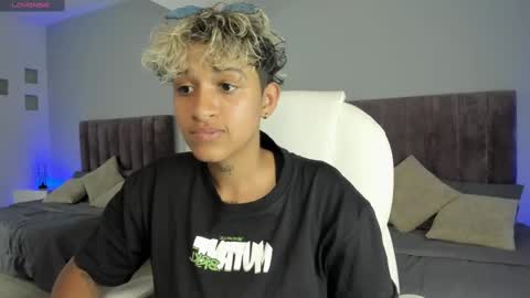 Snapshot of dominick_joness chatting on 20, 1, 2025 Dominick  online show from 20, 1, 2025