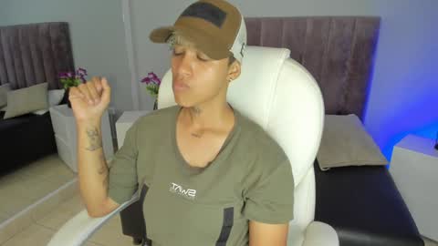 Snapshot of dominick_joness chatting on 28, 1, 2025 Dominick  online show from 28, 1, 2025