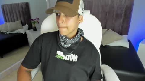 Snapshot of dominick_joness chatting on 29, 1, 2025 Dominick  online show from 29, 1, 2025