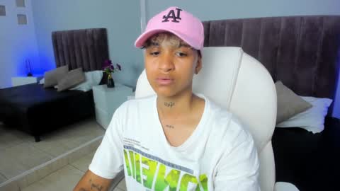 Snapshot of dominick_joness chatting on 7, 2, 2025 Dominick  online show from 7, 2, 2025