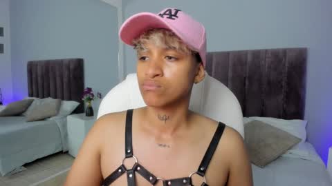 Snapshot of dominick_joness chatting on 8, 2, 2025 Dominick  online show from 8, 2, 2025