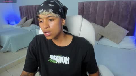 Snapshot of dominick_joness chatting on 11, 2, 2025 Dominick  online show from 11, 2, 2025