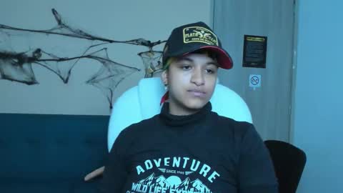 Snapshot of dominick_joness chatting on 18, 10, 2025 Dominick  online show from 18, 10, 2025