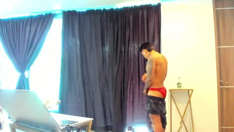 Snapshot of dominiofit chatting on 27, 4, 2026 Only fans Ronnie col---InstaRonniecolleman online show from 27, 4, 2026