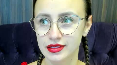 Dominna online show from 15, 10, 2025