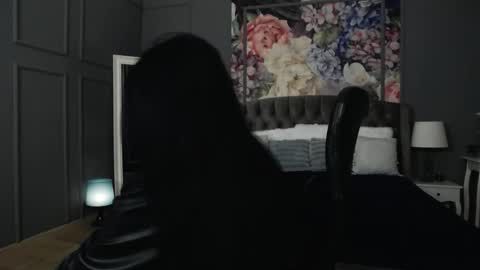 Dom Melisa online show from 8, 11, 2025