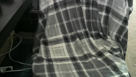 Snapshot of domohead0 chatting on 20, 10, 2025 dom online show from 20, 10, 2025