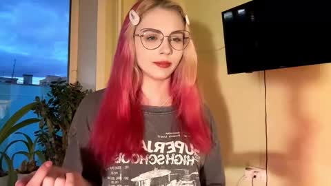 Karolina online show from 14, 10, 2025