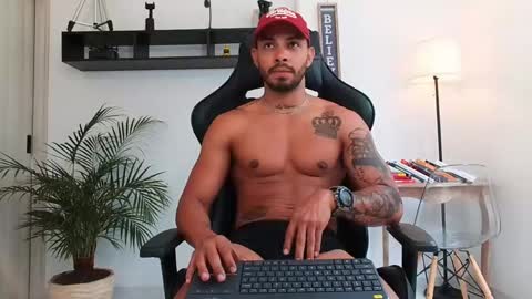 Snapshot of donn_cruz chatting on 11, 4, 2026 Victor online show from 11, 4, 2026