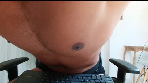 Snapshot of donn_cruz chatting on 22, 4, 2026 Victor online show from 22, 4, 2026
