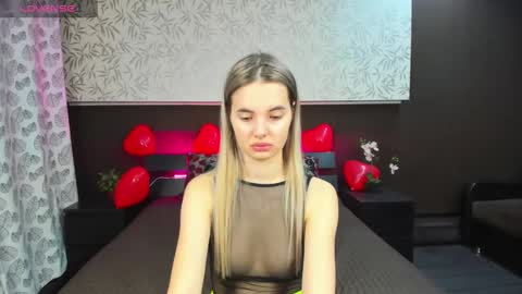 Snapshot of donnaaa_evans chatting on 20, 2, 2025 Donna On GMT2 Mon-Fri 3-9 AM online show from 20, 2, 2025