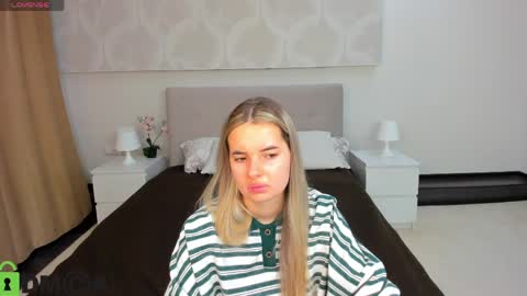 Donna On GMT2 Mon-Fri 3-9 AM online show from 2, 4, 2026