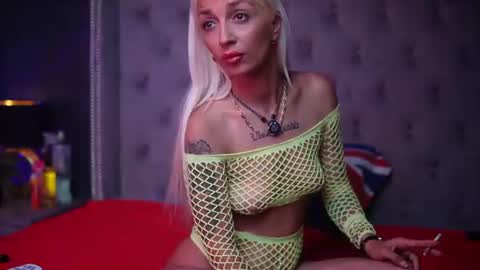 Snapshot of donnadubai chatting on 3, 7, 2026 Donna online show from 3, 7, 2026