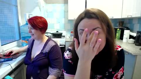 Tatiana 43 curvy sexy body and Joanna redhead 39 years online show from 22, 1, 2025