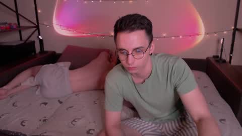 EliotKenny online show from 28, 2, 2025