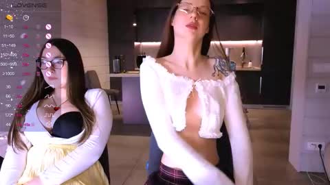 Dora  online show from 16, 11, 2025