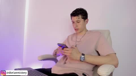 dorian_mystery online show from 2, 4, 2026