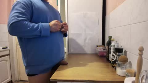 Snapshot of doriancretu95 chatting on 29, 12, 2024 menu below online show from 29, 12, 2024