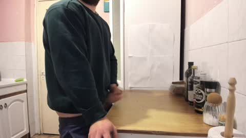 Snapshot of doriancretu95 chatting on 3, 1, 2025 menu below online show from 3, 1, 2025