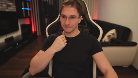 Snapshot of dorianreyes chatting on 7, 2, 2026 Dorian Reyes online show from 7, 2, 2026