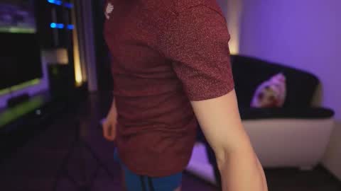 Snapshot of dorianreyes chatting on 9, 2, 2026 Dorian Reyes online show from 9, 2, 2026