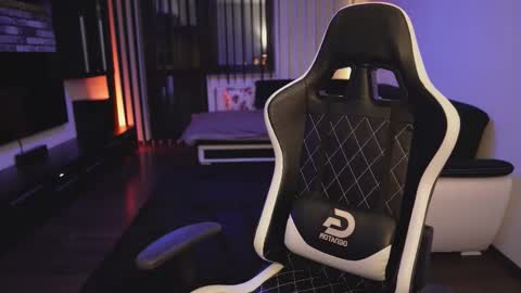 Snapshot of dorianreyes chatting on 19, 2, 2026 Dorian Reyes online show from 19, 2, 2026