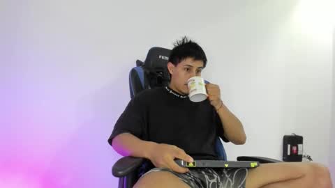 dorman_boy online show from 17, 12, 2025