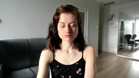 Snapshot of dormineaa chatting on 24, 4, 2026 dormineaa online show from 24, 4, 2026